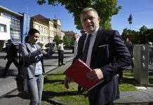 Ο Σλοβάκος πρωθυπουργός Φίτσο ζητά αντίποινα κατά της Ουκρανίας για το φυσικό αέριο