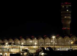 ΗΠΑ: Διακοπή κυκλοφορίας στο αεροδρόμιο Ρ. Ρέιγκαν της Ουάσινγκτον λόγω ζητήματος ασφαλείας