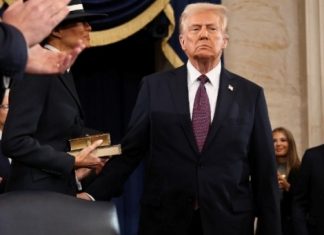 Τραμπ: Κλείνει ο εναέριος χώρος πάνω και γύρω από τη Βενεζουέλα