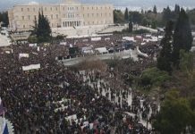 Συγκέντρωση για τα Τέμπη στο Σύνταγμα: 128 προσαγωγές και 3 συλλήψεις