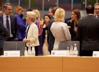 Σύνοδος Κορυφής-Φον ντερ Λάιεν-Κόστα: Δεν θα φύγουμε από εδώ χωρίς απόφαση για χρηματοδότηση της Ουκρανίας