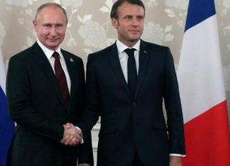 Ο Πούτιν «έτοιμος για διάλογο» με τον Μακρόν, λέει το Κρεμλίνο